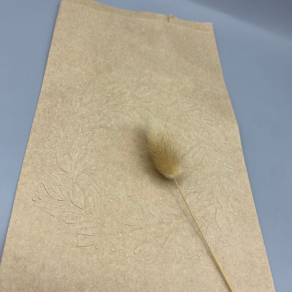 Creatief aan de slag met de nieuwe embossingmal – Traditional Wreath 8 IMG 3489