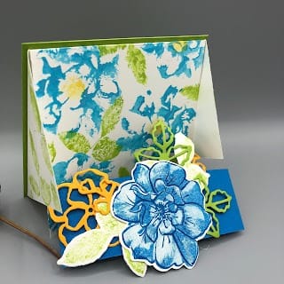 To a wild rose Stampin' Up! deze week in de hoofdrol.Een complexere kaart 4 2019 07 012B16.46.46