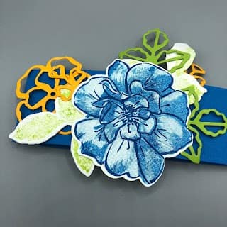 To a wild rose Stampin' Up! deze week in de hoofdrol.Een complexere kaart 5 2019 07 012B16.46.55
