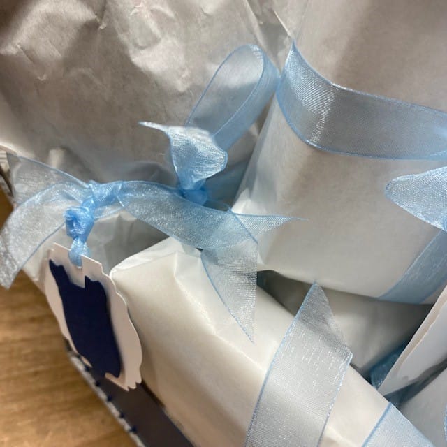 Let's Celebrate, heb je iets te vieren, vier dan mee in deze leuke bloghop 8 all for baby jens kraampakket door ellen liefting.