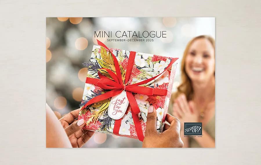 Creatief aan de slag met de nieuwe embossingmal – Traditional Wreath 9 najaar 2025 foto catalogus